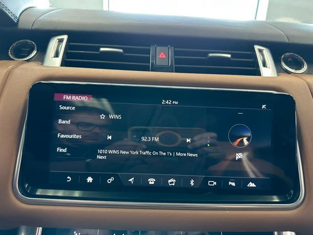 Photo of 2019 Fuji White Land Rover Range Rover Sport