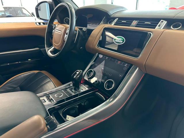 Photo of 2019 Fuji White Land Rover Range Rover Sport