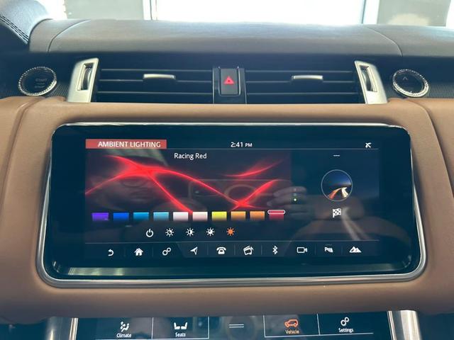 Photo of 2019 Fuji White Land Rover Range Rover Sport