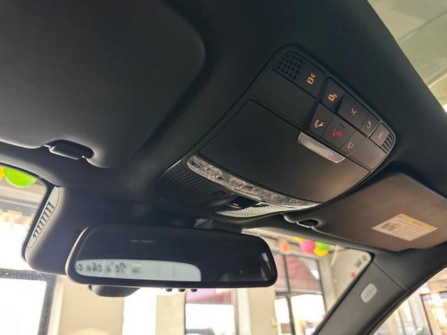 Photo of 2018 Black Mercedes-Benz GLC 350e