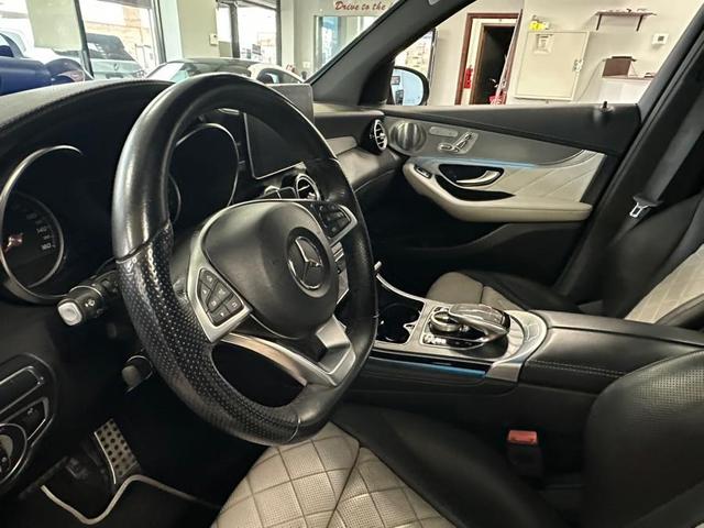 Photo of 2018 Black Mercedes-Benz GLC 350e