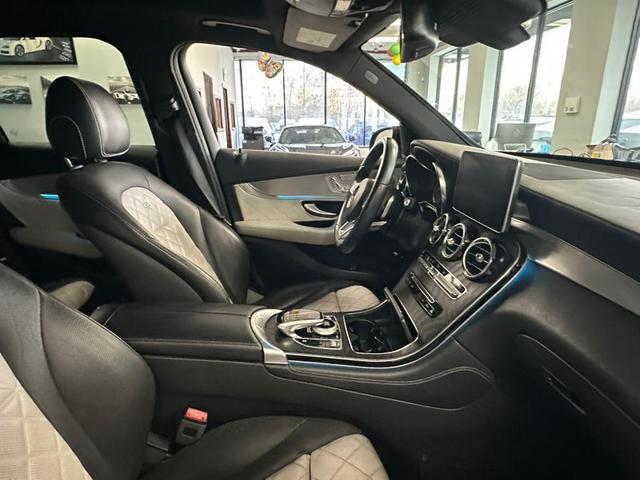 Photo of 2018 Black Mercedes-Benz GLC 350e
