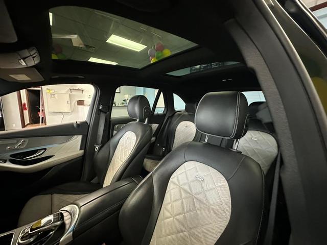 Photo of 2018 Black Mercedes-Benz GLC 350e