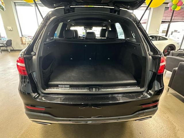 Photo of 2018 Black Mercedes-Benz GLC 350e