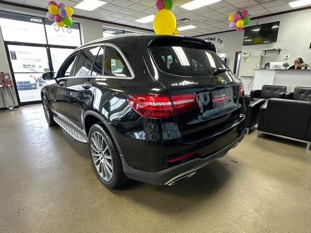 Photo of 2018 Black Mercedes-Benz GLC 350e