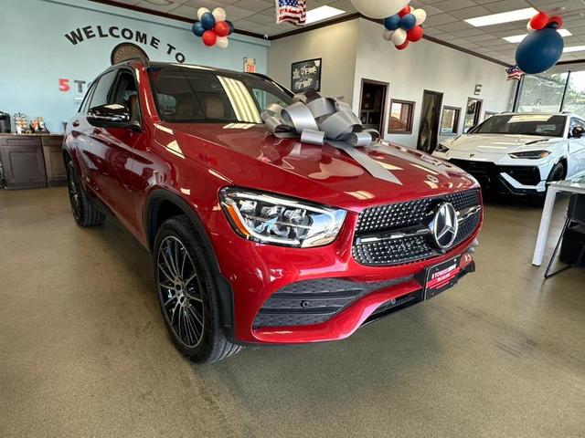 Photo of 2022 MANUFAKTUR Cardinal Red Metallic Mercedes-Benz GLC 300