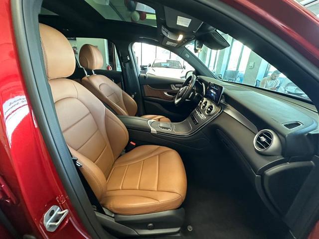 Photo of 2022 MANUFAKTUR Cardinal Red Metallic Mercedes-Benz GLC 300