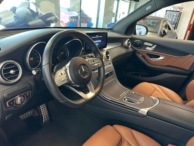 Photo of 2022 MANUFAKTUR Cardinal Red Metallic Mercedes-Benz GLC 300