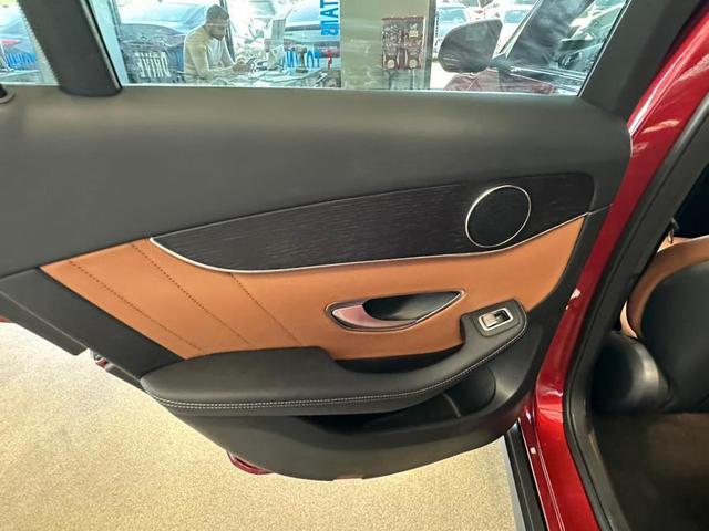 Photo of 2022 MANUFAKTUR Cardinal Red Metallic Mercedes-Benz GLC 300