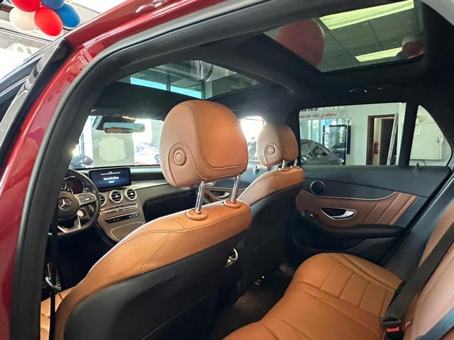 Photo of 2022 MANUFAKTUR Cardinal Red Metallic Mercedes-Benz GLC 300