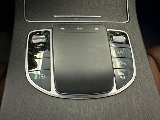 Photo of 2022 MANUFAKTUR Cardinal Red Metallic Mercedes-Benz GLC 300