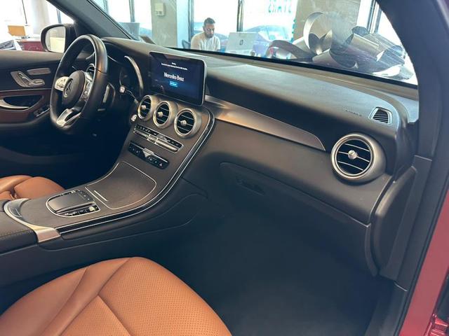 Photo of 2022 MANUFAKTUR Cardinal Red Metallic Mercedes-Benz GLC 300