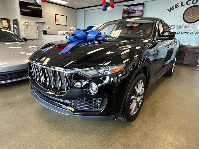Photo of 2018 Nero Maserati Levante