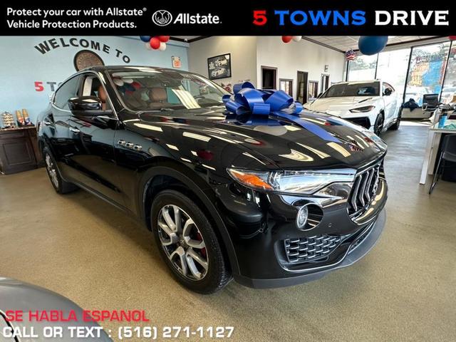 Photo of 2018 Nero Maserati Levante