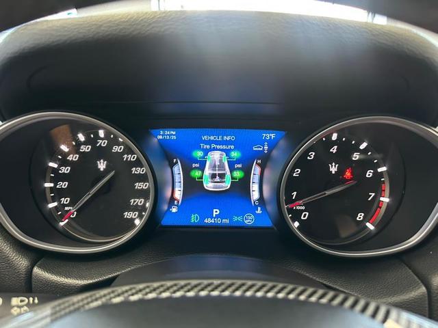 Photo of 2018 Nero Maserati Levante