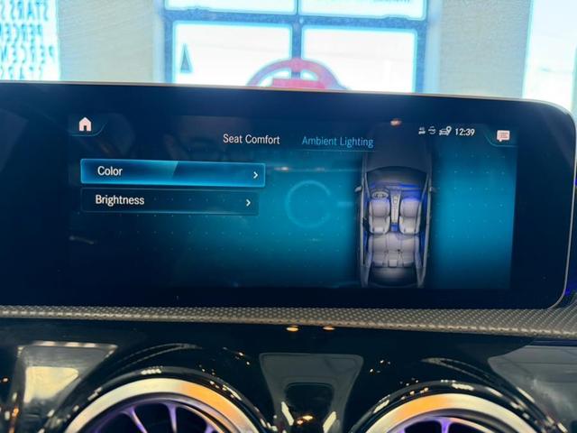 Photo of 2019 Polar White Mercedes-Benz A-Class