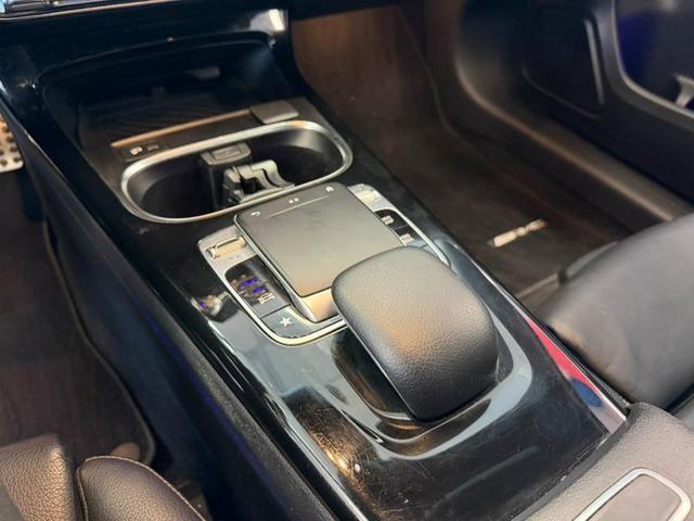 Photo of 2019 Polar White Mercedes-Benz A-Class