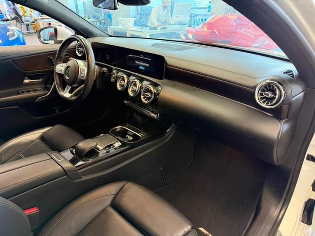 Photo of 2019 Polar White Mercedes-Benz A-Class