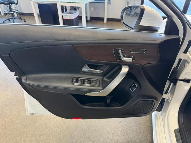 Photo of 2019 Polar White Mercedes-Benz A-Class