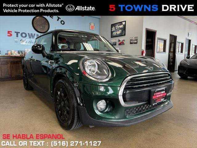 Photo of 2019 British Racing Green Metallic MINI Hardtop