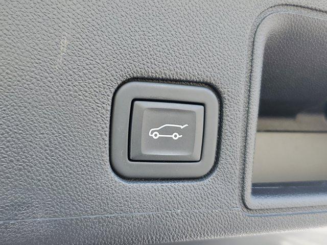 Photo of 2023 Marine Metallic GMC Terrain
