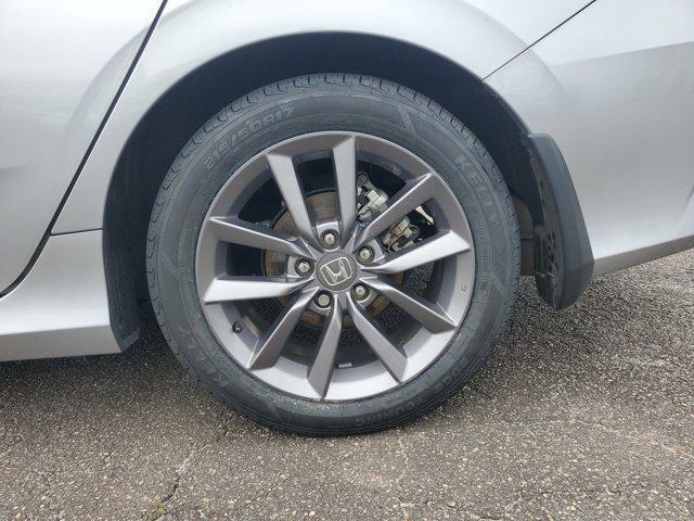 Photo of 2020 Silver Honda Civic