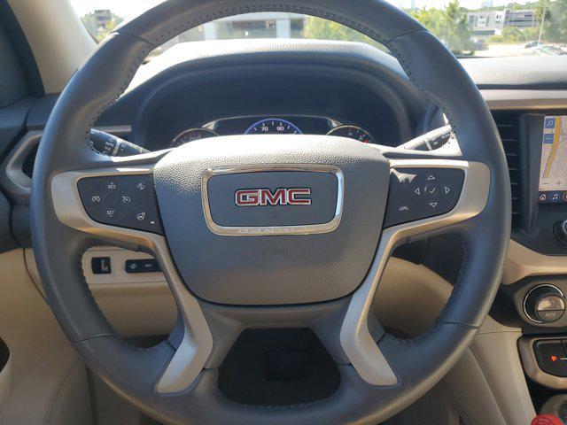 Photo of 2021 White Frost Tricoat GMC Acadia
