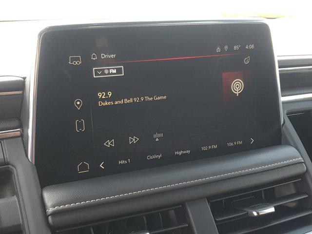 Photo of 2023 Summit White GMC Yukon