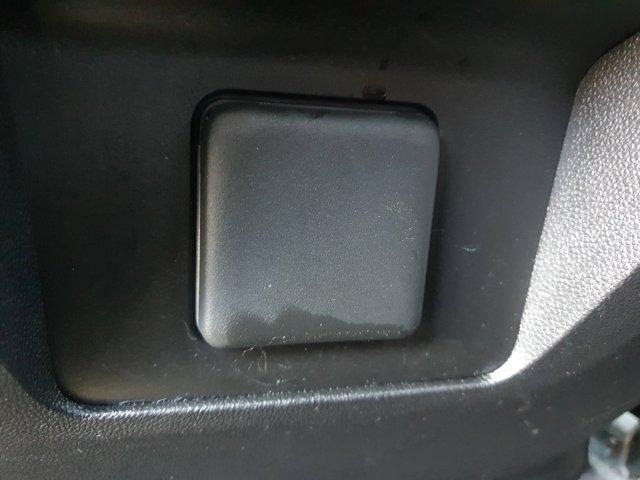 Photo of 2023 Summit White GMC Yukon