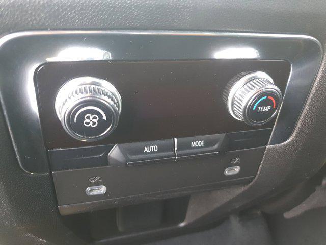 Photo of 2023 Summit White GMC Yukon