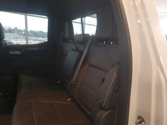 Photo of 2025 White Frost Tricoat GMC Sierra 1500