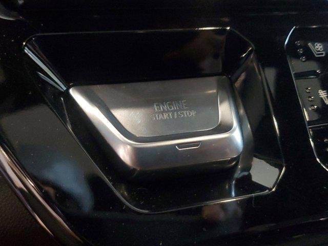 Photo of 2025 White Frost Tricoat GMC Sierra 1500