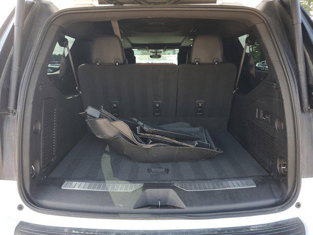 Photo of 2023 White Frost Tricoat GMC Yukon XL