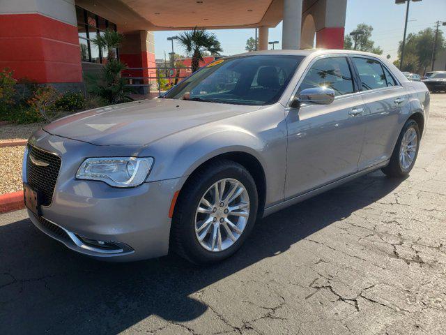 2016 Chrysler 300C