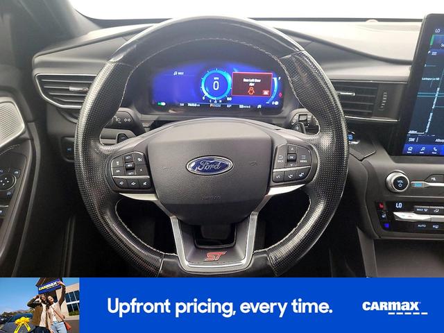 Photo of 2020 Red Ford Explorer