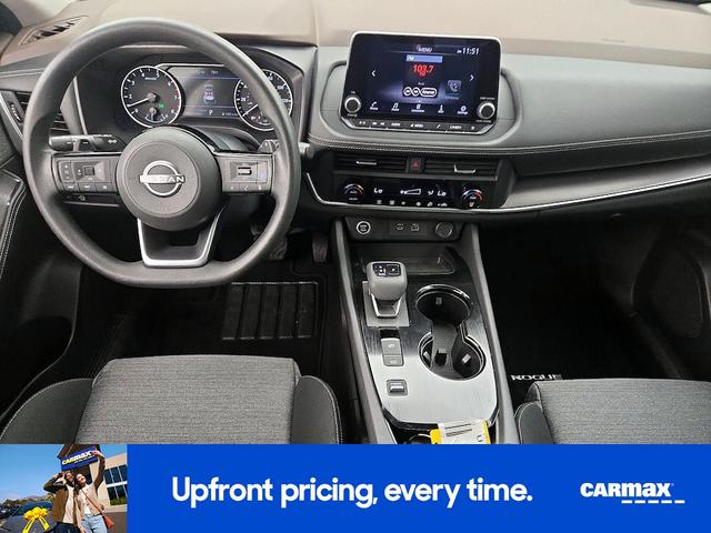 Photo of 2023 Gray Nissan Rogue