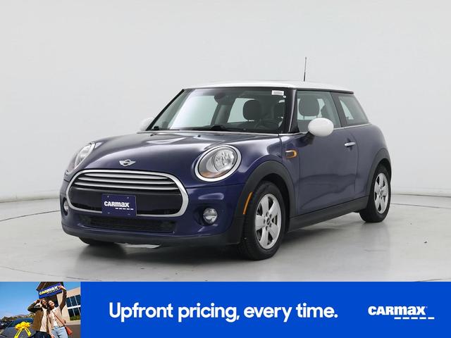 Photo of 2015 Blue MINI Hardtop