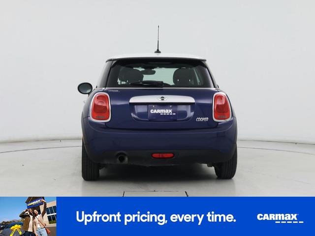 Photo of 2015 Blue MINI Hardtop