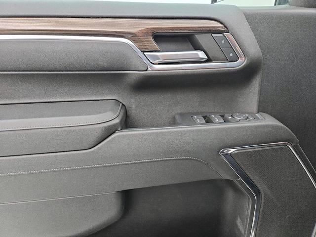 Photo of 2023 White Chevrolet Silverado 1500