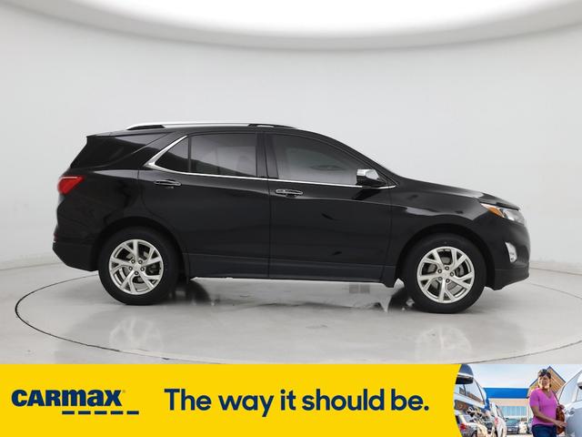 Photo of 2020 Black Chevrolet Equinox