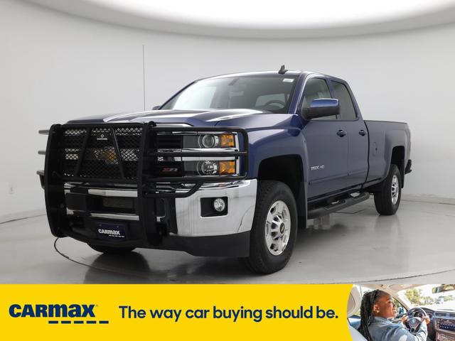 Photo of 2017 Blue Chevrolet Silverado 2500