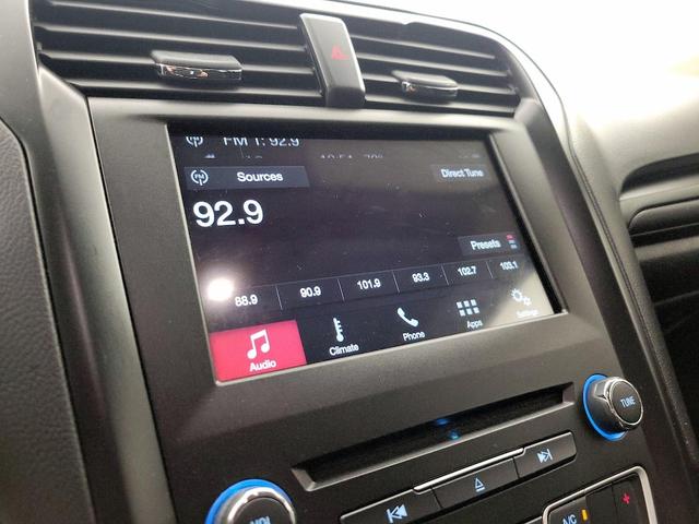 Photo of 2018 Silver Ford Fusion