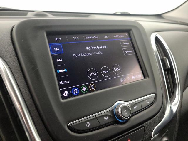 Photo of 2021 White Chevrolet Equinox