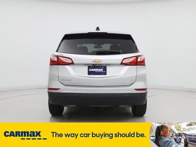 Photo of 2018 Silver Chevrolet Equinox
