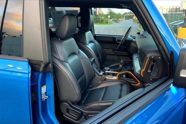 Photo of 2024 Velocity Blue Metallic Ford Bronco