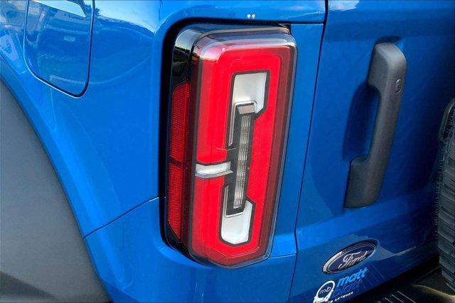 Photo of 2024 Velocity Blue Metallic Ford Bronco