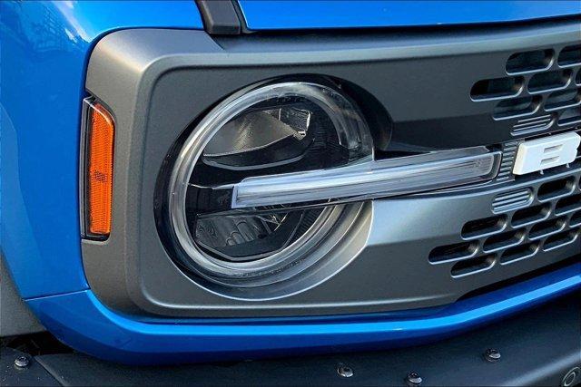 Photo of 2024 Velocity Blue Metallic Ford Bronco