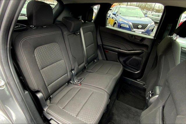Photo of 2024 Carbonized Gray Metallic Ford Escape
