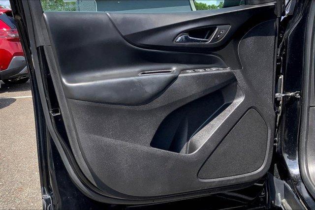 Photo of 2018 Mosaic Black Metallic Chevrolet Equinox
