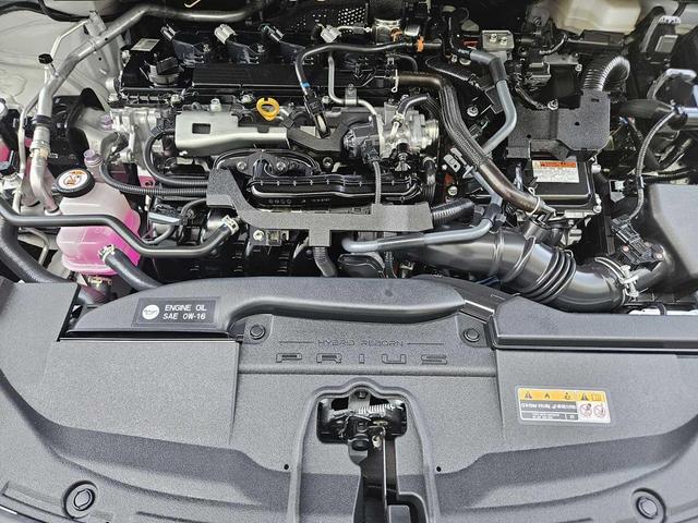 Photo of 2024 Wind Chill Pearl Toyota Prius